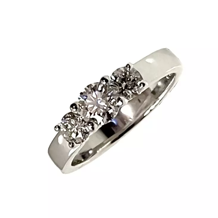 Ailio1510B timanttisormus 0,50 F/SI + 2 x 0,25 ct W/VS - Kultasormukset - 1510B-155 - 1